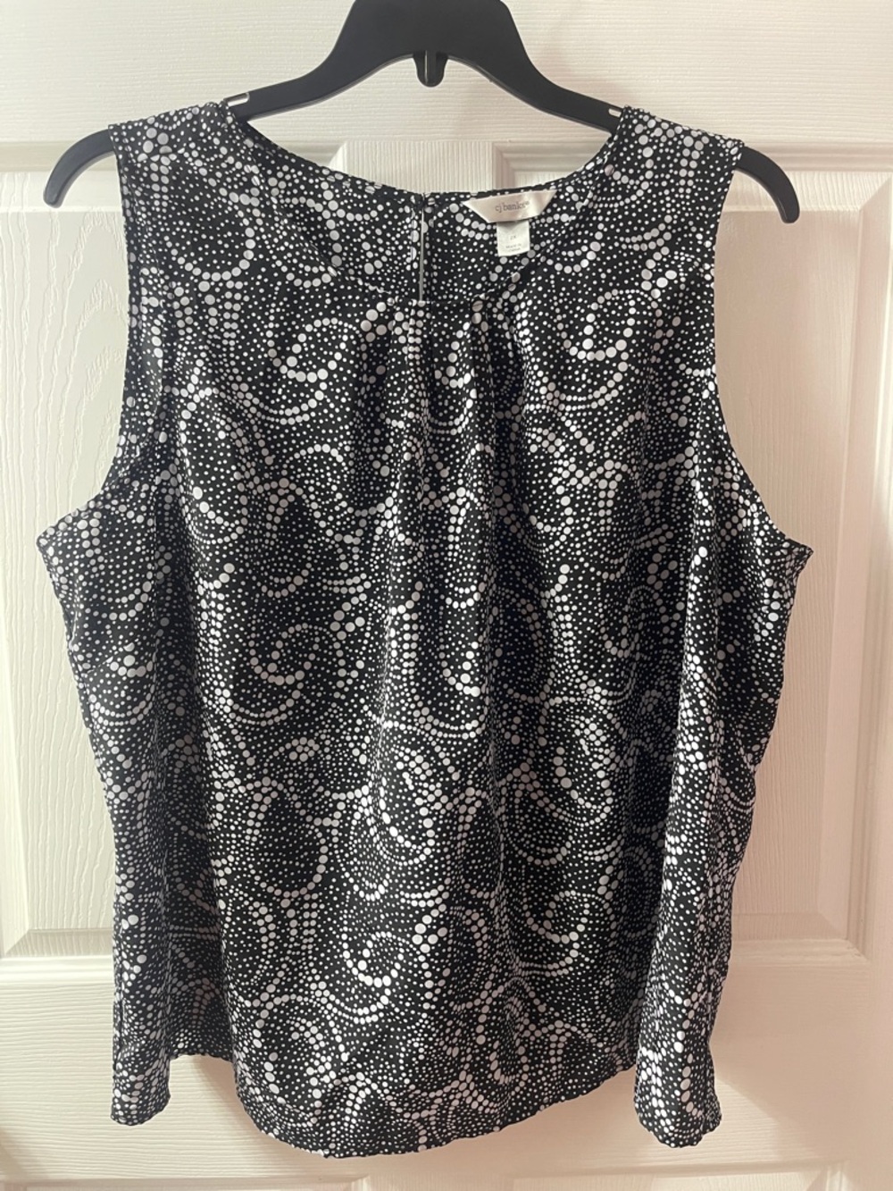 CJ Banks Black & White Swirl Dot Sleeveless Camisole